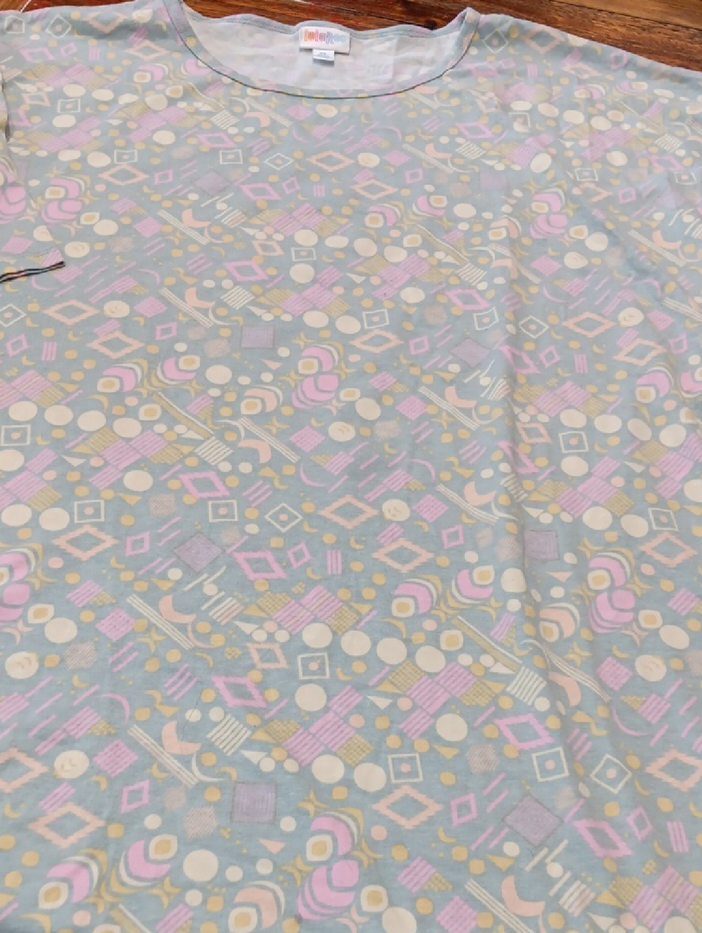Lularoe Pastel Geometric Print Lightweight Tee